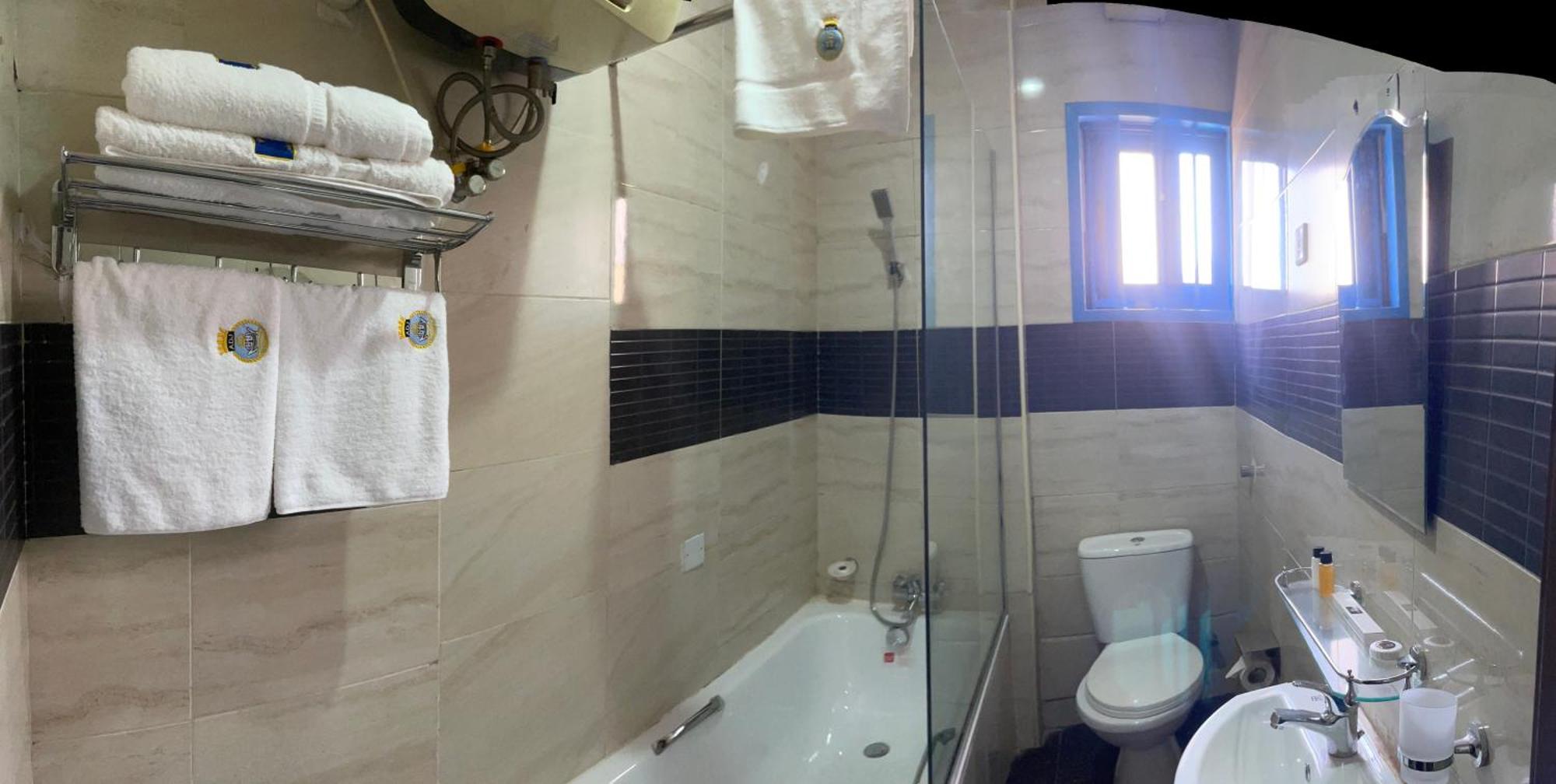 Aa Hotel And Suites Abuja Exterior photo